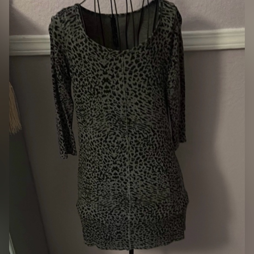 Jessica Simpson Women’s XS Long Sleeve Leopard Animal Print Dress